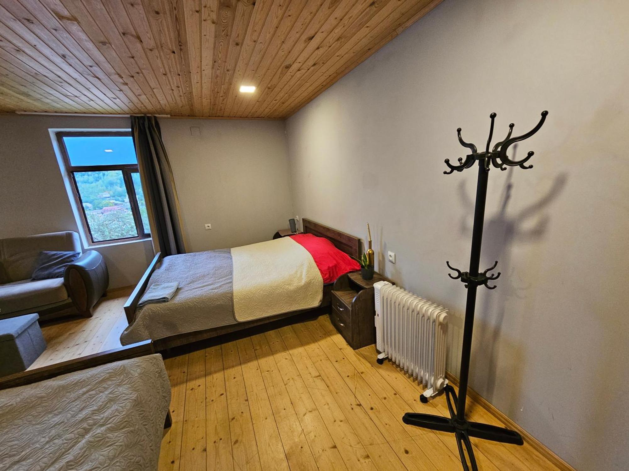 Guest House Goshtela Местия Экстерьер фото